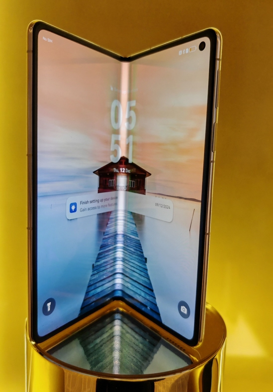 HUAWEI Mate X6