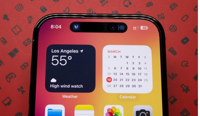 ايفون 18