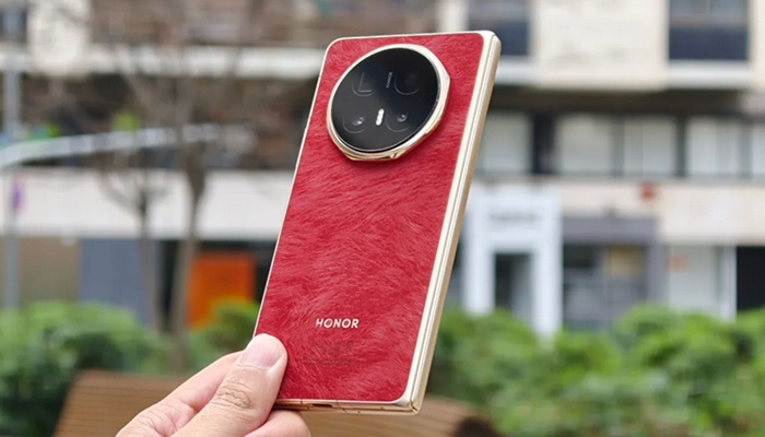 Honor Magic V6
