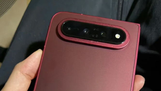 Xiaomi 18 Fold